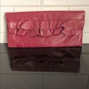 HBO International Clutch